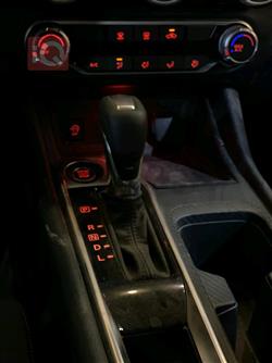 نیسان سێنترا